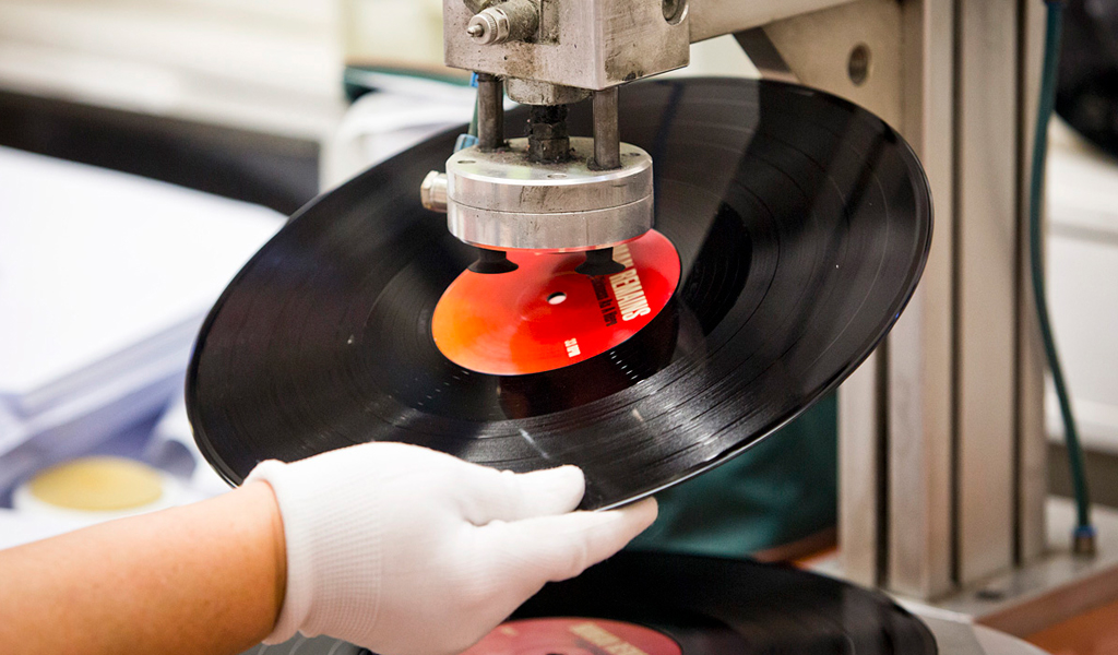 Press Play Vinyl, así se crean los discos de vinilo